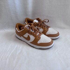 Nike Dunk Low Women’s 9.5/Men’s 8 Shoe